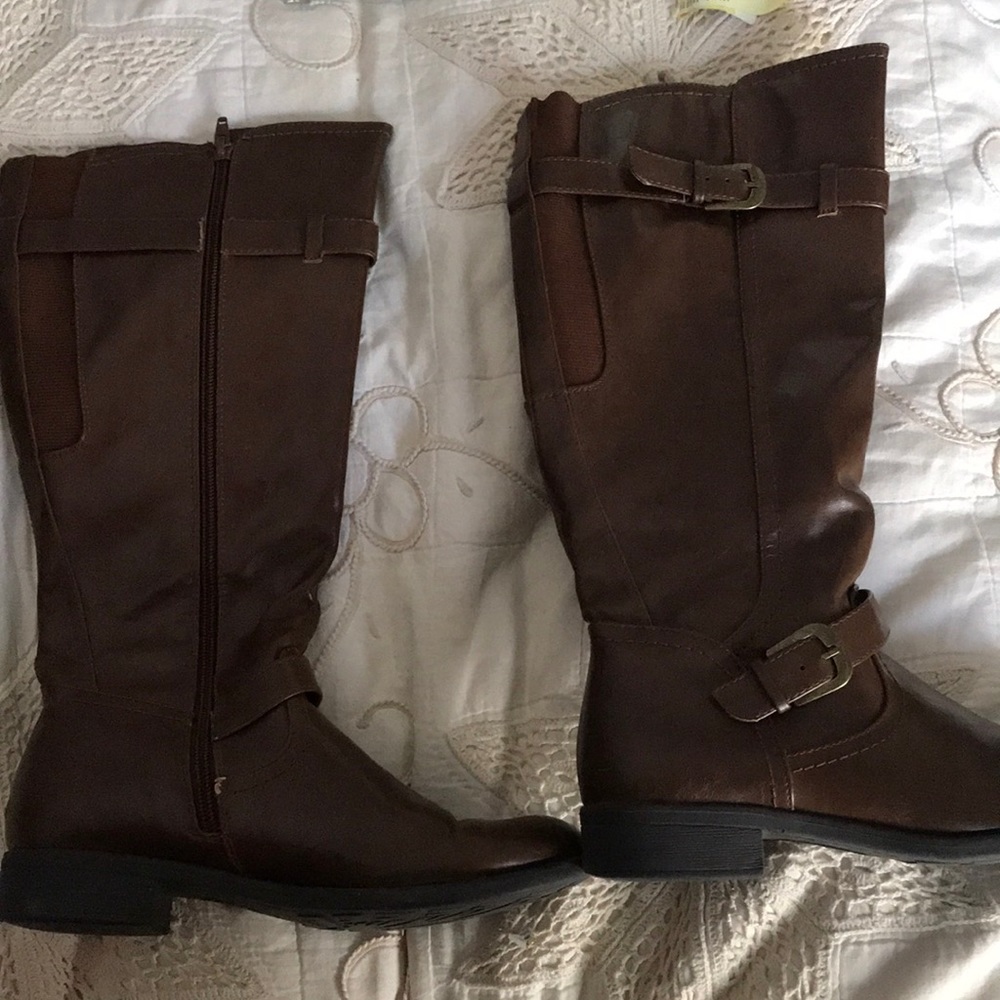 Size 7.5 from wear ever